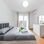 The Triple Comfort Loft By Pikhost