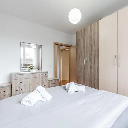 The Triple Comfort Loft By Pikhost *