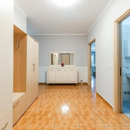 The Triple Comfort Loft Apartment Shkoder
