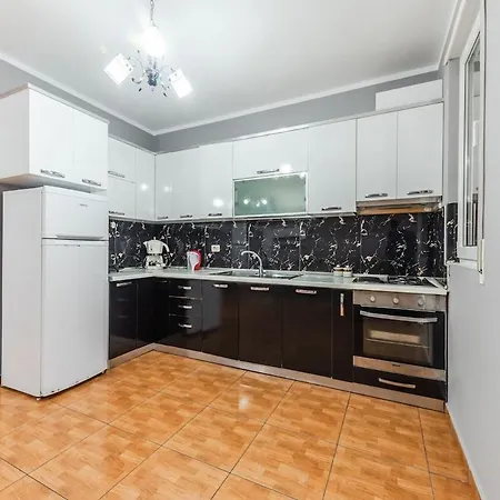 The Triple Comfort Loft Apartment Shkoder