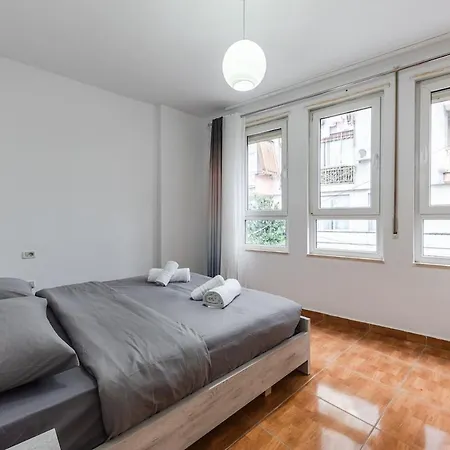 The Triple Comfort Loft Apartment Shkoder